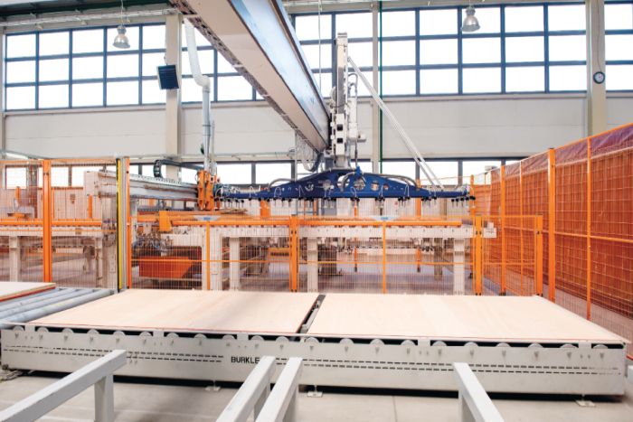 Столярная плита – новый вид продукции АО «Краслесинвест»