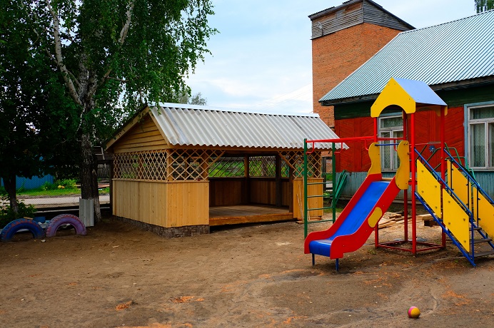 Беседка детскому саду от Краслесинвеста