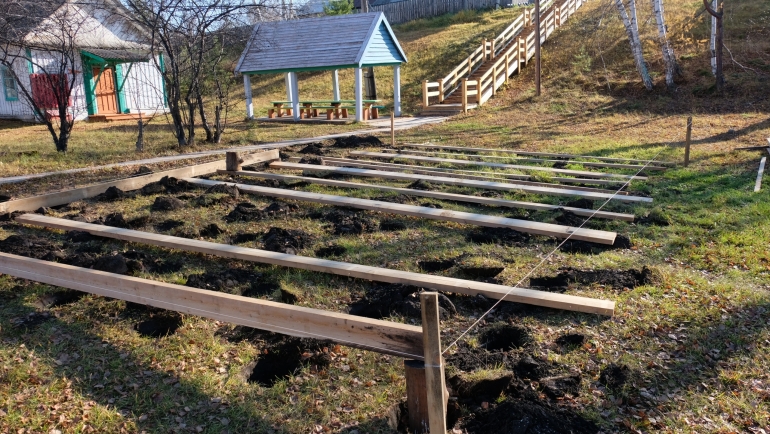 В сезон — с новой сценой