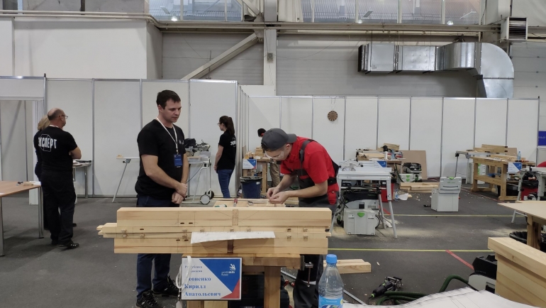 Эксперты от Краслесинвеста