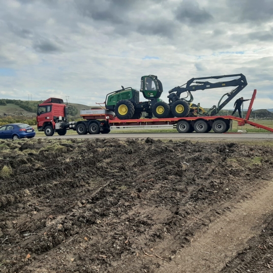 Краслесинвест помог с доставкой техники на чемпионат «Лесоруб-2022»